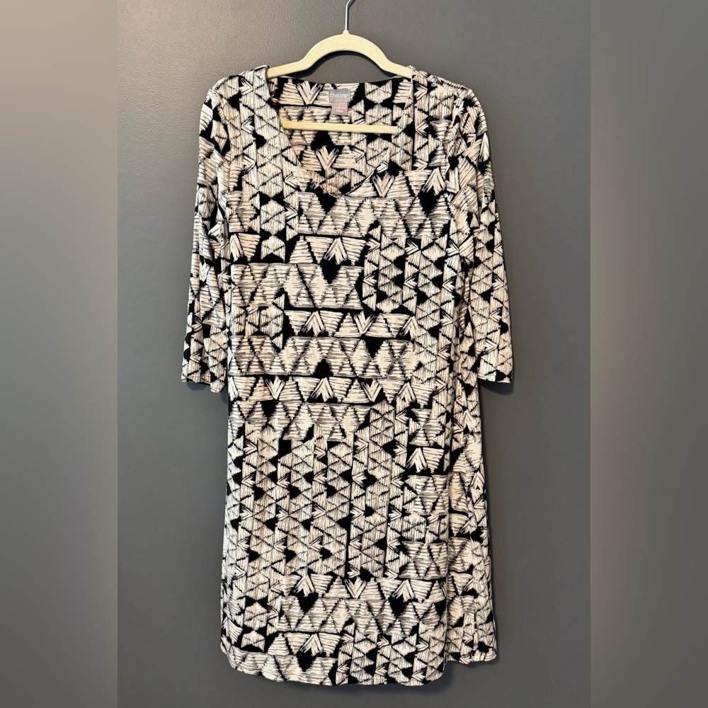 CHICO'S Stretch Lined Black and White Long Sleeve Dress Size 1
